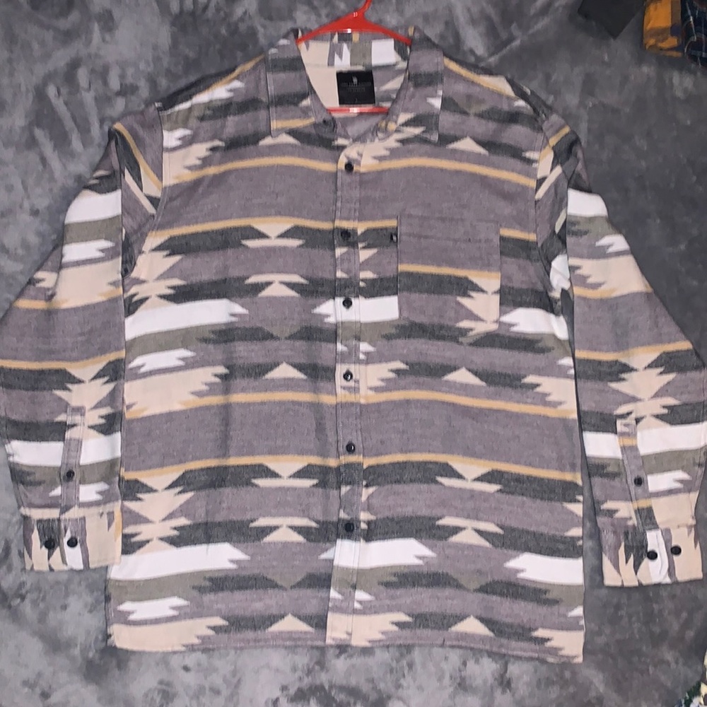 Mens long sleeve size Large